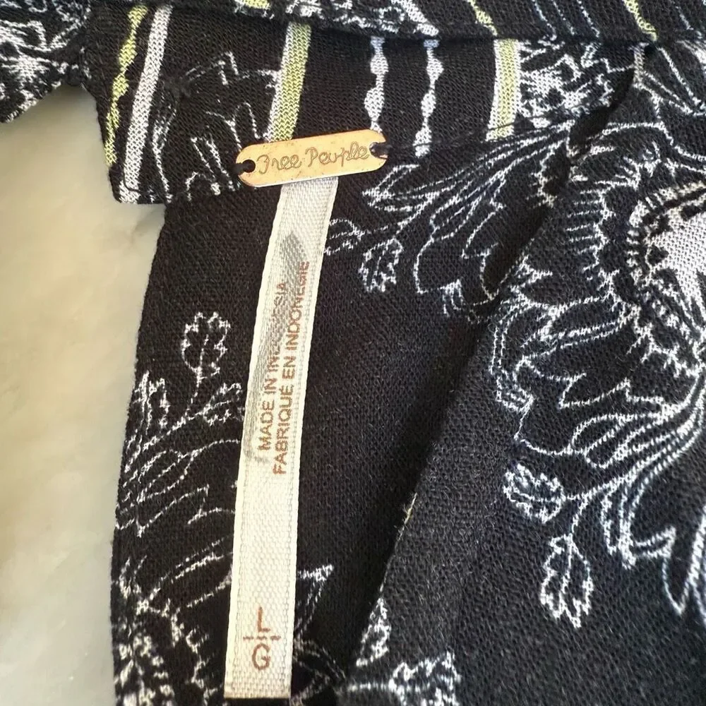 Free People Women's Walking On a Dream Tunic Top Long Sleeve Black Size L NWT